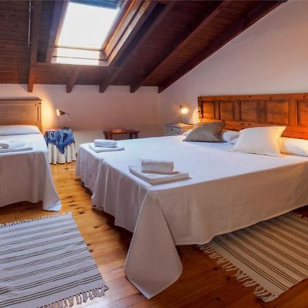 Casa De La Montana Albergue Turistico Авин Экстерьер фото