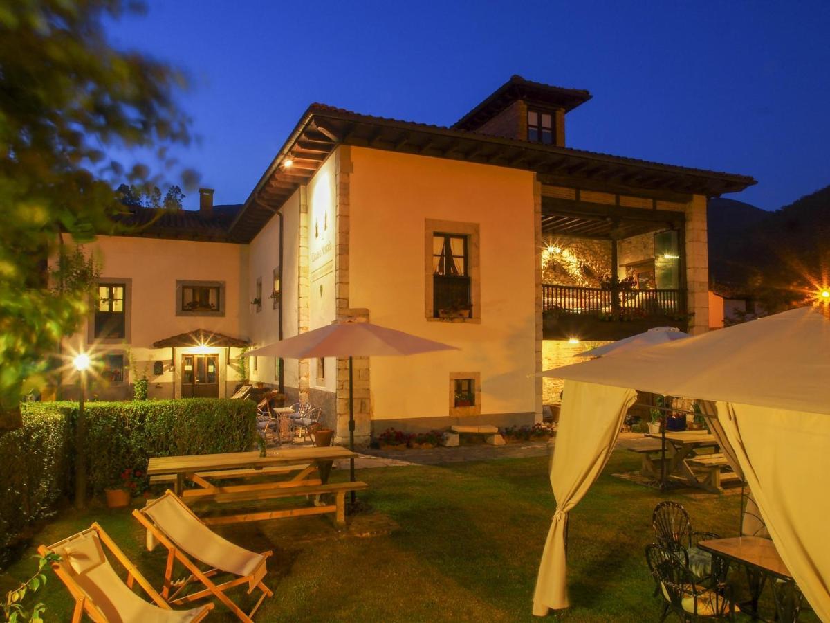 Casa De La Montana Albergue Turistico Авин Экстерьер фото